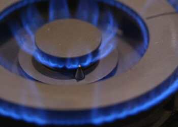 Токаев: 10 самых загрязненных городов газифицируют к 2025 году