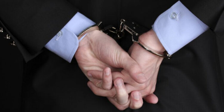 Задержан глава отдела строительства Уральска