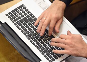 ЧТО ТАКОЕ МООК?