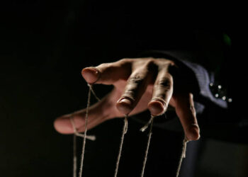 БИЛІККЕ БІЛІМДІ, БЕДЕЛДІ АЗАМАТТАР КЕЛУІ ТИІС