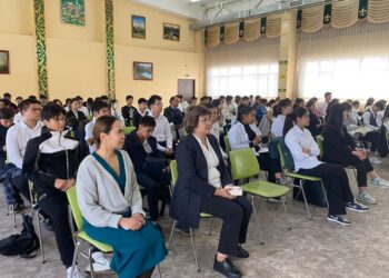 Алматы көпсалалы колледжінде студенттермен кездесу өтті