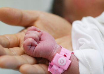 Қытай рұқсат етілген бала санына қатысты шектеуді алып тастады