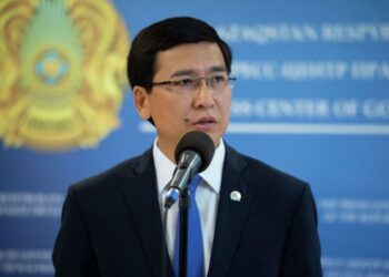 Асхат Аймағамбетов Мәжіліс сайлауына кандидат ретінде ұсынылды