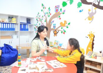 Әкім қонған ақбоз үй енді балаларды оңалту орталығына айналады