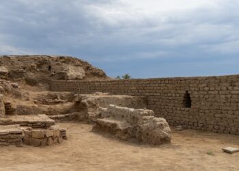 СЫРЛЫ СЫҒАНАҚҚА САЯХАТ