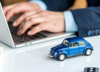 Автонесие: 18 секундта 761 адам кредит алуға өтінім берген