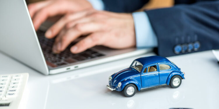 Автонесие: 18 секундта 761 адам кредит алуға өтінім берген