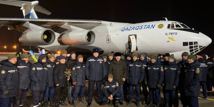 Түркияға аттанған қазақстандық құтқарушылардың екінші тобы елге оралды