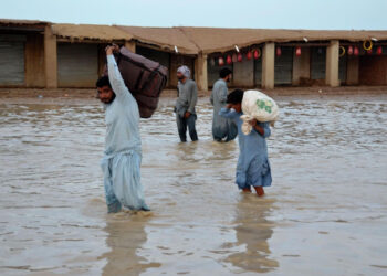 Пәкістанда су тасқынынан 10 адам қайтыс болды