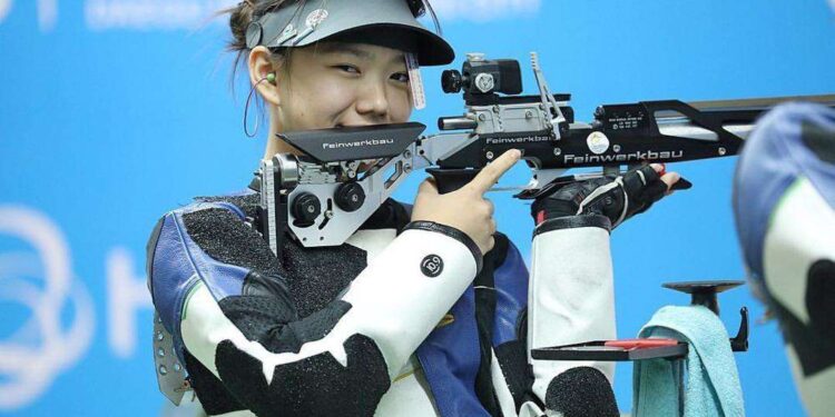 Казахстанская девушка-стрелок завоевала бронзовую медаль Кубка мира