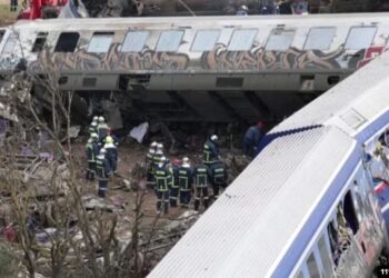 Грекиядағы теміржол апатынан қаза тапқандар саны 57 адамға жетті