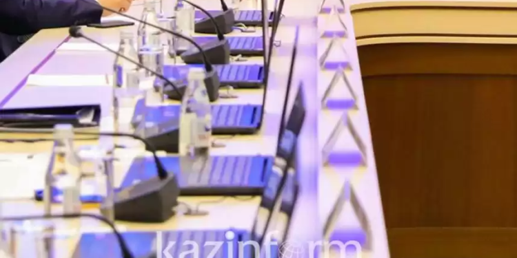 Парижде Қазақстандағы саяси реформалар талқыланды