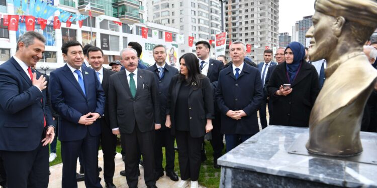 Казахстан построит ряд социальных объектов в Турции