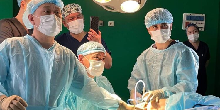 Қызылордада күрделі ота жасаудан шеберлік сағаты ұйымдастырылды