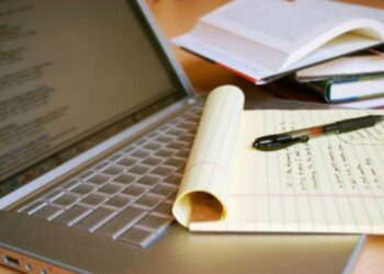 Қазақстан ресейліктерді жұмысқа тартудан көш бастады