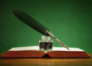 Әлемдегі ең жас жазушы кім?