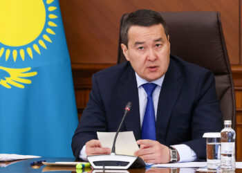 Орта бизнес Қазақстанның қозғаушы күшіне айналуы тиіс – Әлихан Смайылов