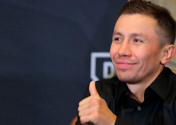 Геннадий Головкин ұлттық құраманы жеңісімен құттықтады