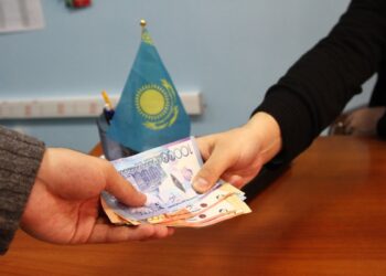 Абай облысындағы балалар үйінің басшылығы 6 млн теңге жымқырды