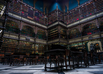 50 жыл салынған кітапхана