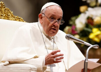 Рим Папасына ота жасалды