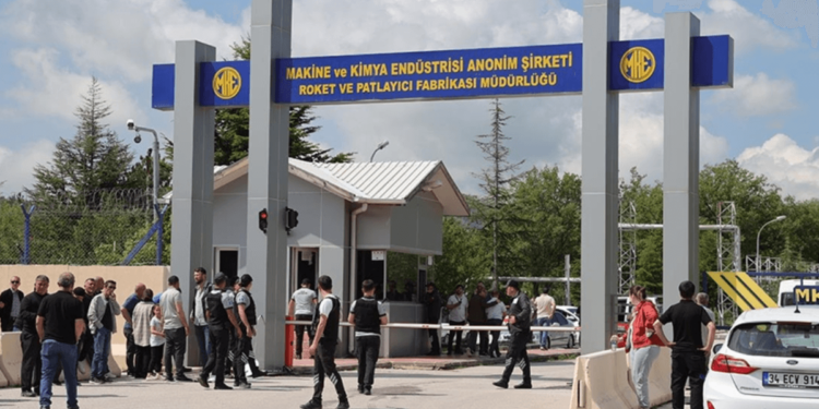 Түркияда зымыран жасайтын зауыттағы жарылыстан 5 адам көз жұмды