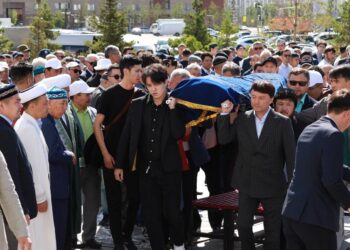 Астанада Құдайберген Айтбаевты ақтық сапарға шығарып салды