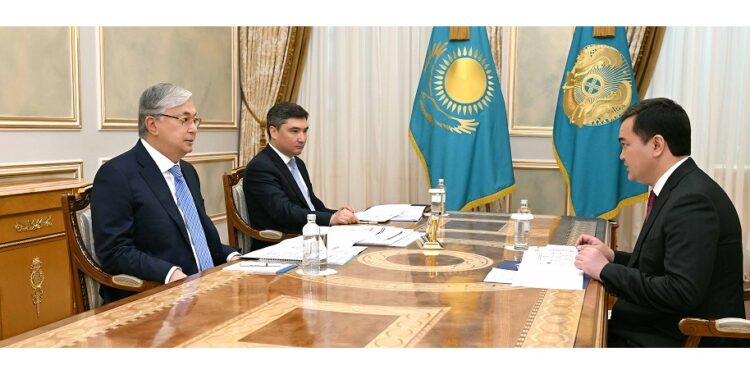 Президент Астана қаласының әкімін қабылдады