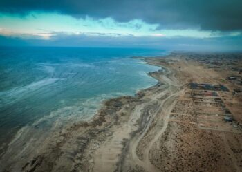 «Төтенше жағдай жарияланды»: Каспий Аралдың тағдырын қайталай ма?