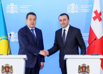 Увеличение взаимной торговли обсудили главы правительств Казахстана и Грузии
