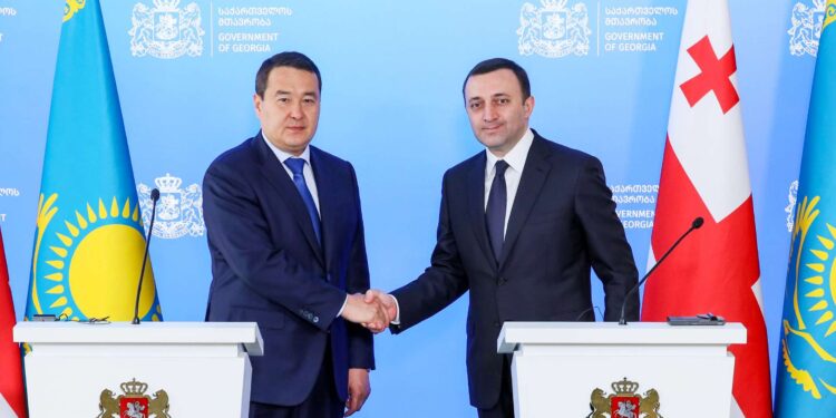 Увеличение взаимной торговли обсудили главы правительств Казахстана и Грузии