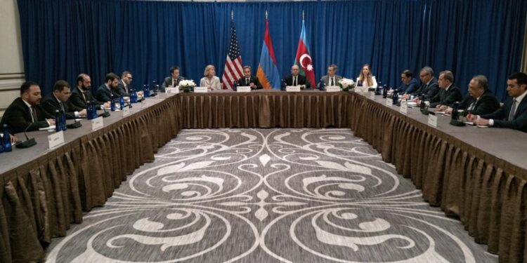 Әзербайжан Арменияның өтінішін қабылдамады, енді АҚШ-та кездеседі