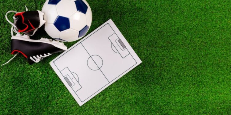 Танымал футбол жаттықтырушысы өмірден озды