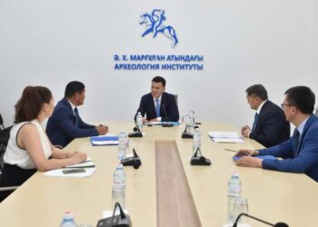 Госсоветнику рассказали о проблемах Института археологии имени Маргулана