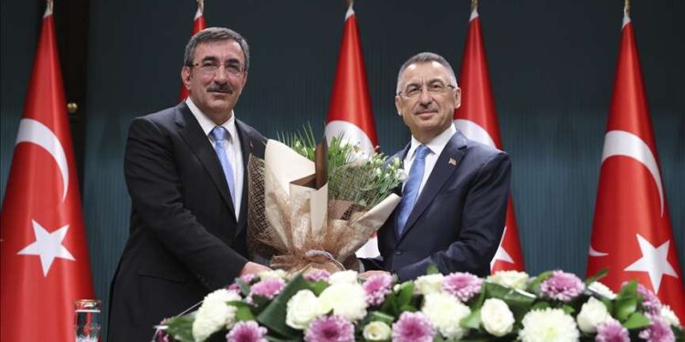 Фуат Октай передал полномочия вице-президента Турции