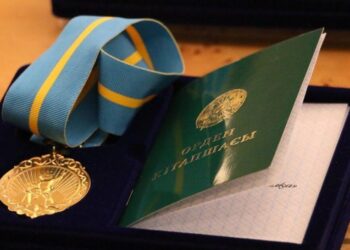 1 шілдеден бастап «Алтын алқа» иегерлерінің жәрдемақысы өседі