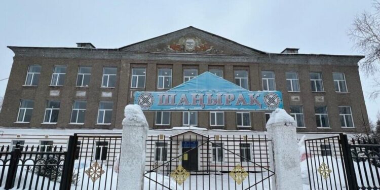 «Жалғыз ғана қазақ мектебіміз бар»: қала халқы Тоқаевқа үндеу жолдады