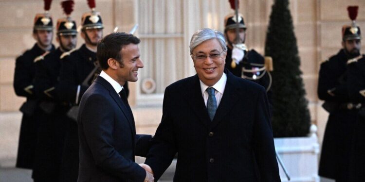 Тоқаев Франция президентіне құттықтау жеделхатын жолдады