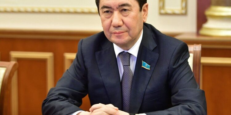 Мәжіліс қазір еліміздегі ең ашық алаңға айналды – Ерлан Қошанов