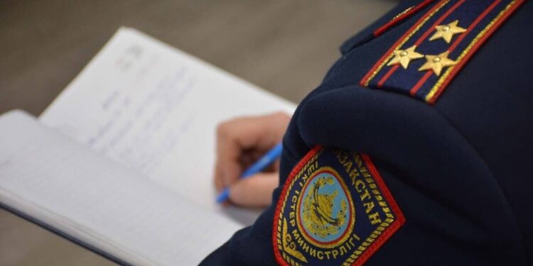 Елімізде Қытай азаматына темекі шеккені үшін айыппұл салынды