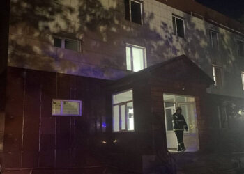 Астанада жатақхана өртенді