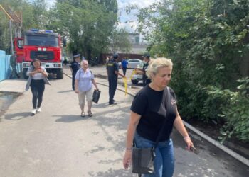 Алматыда 5 адамды атып өлтірген Джуновтың үйін полицейлер қоршауға алды