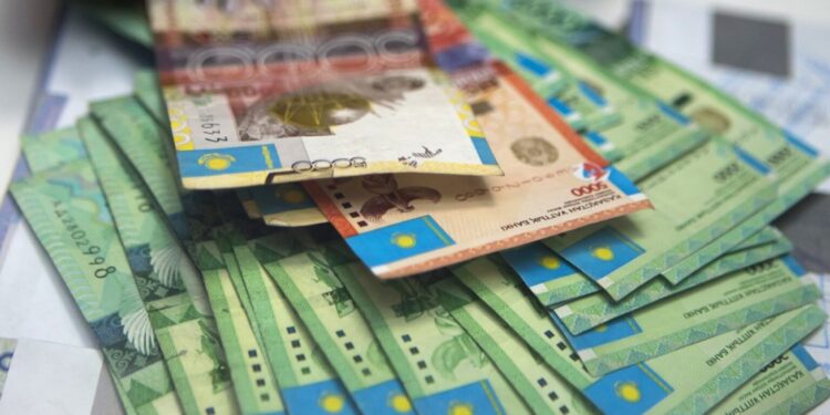 Табиғатты қорғау қызметкерлерінің жалақысы 2 есе көтерілді