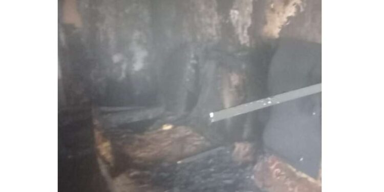 Мужчина с ребенком погибли при пожаре в квартире в Темиртау