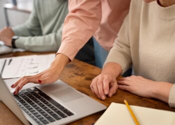 Астанада 200-ден астам педагог шетелде тағылымдамадан өтті