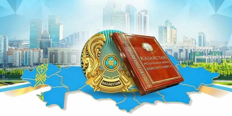 Мемлекет басшысы Қасым-Жомарт Тоқаев қазақстандықтарды Конституция күнімен құттықтады