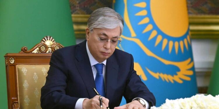 Тоқаев Индонезия президентіне құттықтау жеделхатын жолдады