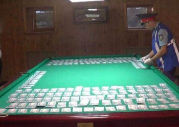 Менеджер автосалона прихватил с собой сейф с 30 млн тенге в Кокшетау