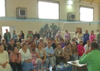 Әкім Ербол Қарашөкеевтің бірінші жұмыс күнінен басы дауға қалды