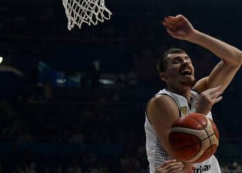 Баскетболшы ойыннан кейін бүйрегінен айырылды